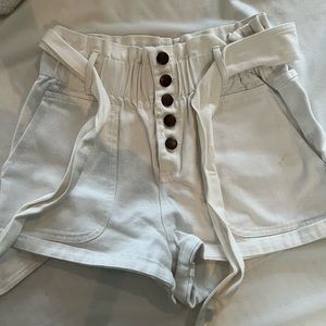 WHITE HIGH WAISTED SHORTS